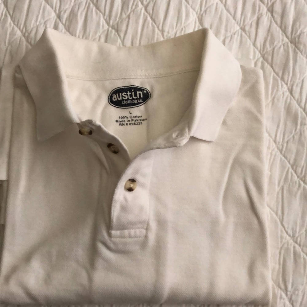 White SS knit shirt